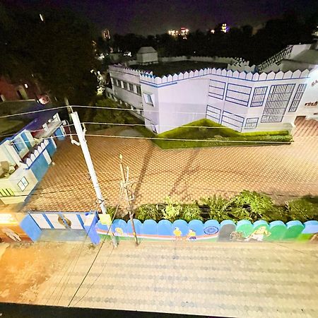 Hotel Rb International ! Puri Near-Sea-Beach-And-Temple Fully-Air-Conditioned-Hotel With-Lift-And-Card Payment Accepted-Parking-Facility, Best Hotel In Puri Bagian luar foto