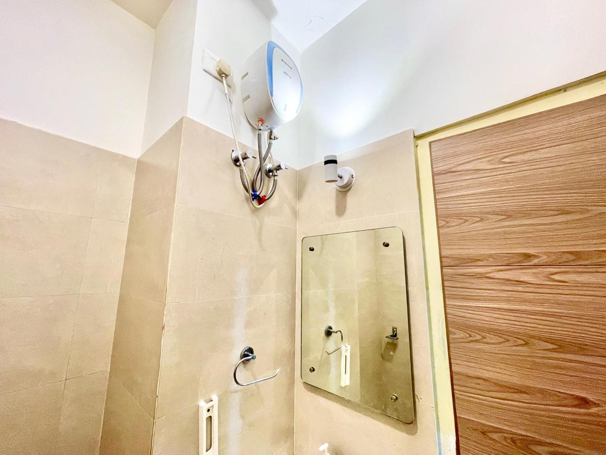 Hotel Rb International ! Puri Near-Sea-Beach-And-Temple Fully-Air-Conditioned-Hotel With-Lift-And-Card Payment Accepted-Parking-Facility, Best Hotel In Puri Bagian luar foto