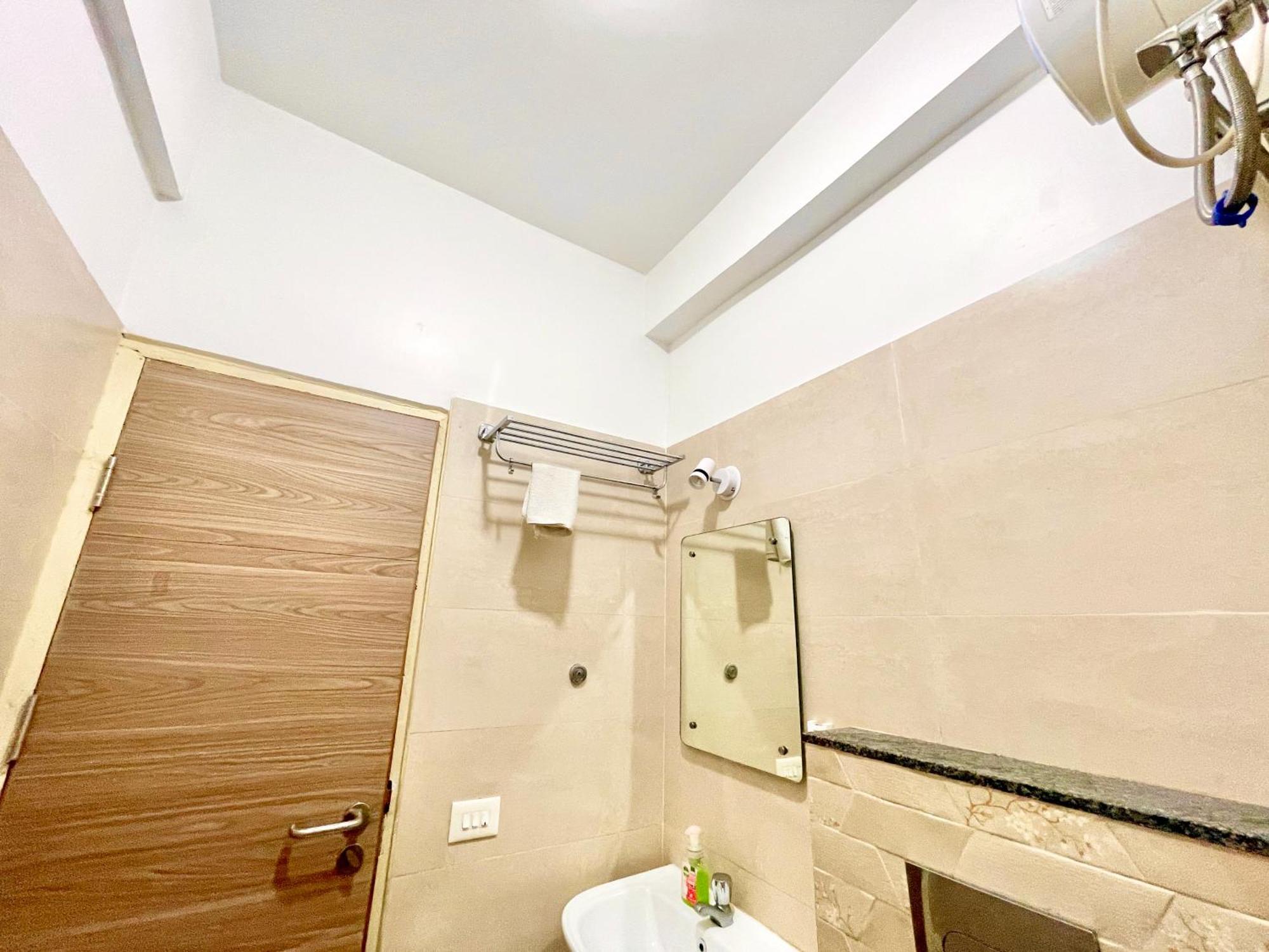 Hotel Rb International ! Puri Near-Sea-Beach-And-Temple Fully-Air-Conditioned-Hotel With-Lift-And-Card Payment Accepted-Parking-Facility, Best Hotel In Puri Bagian luar foto