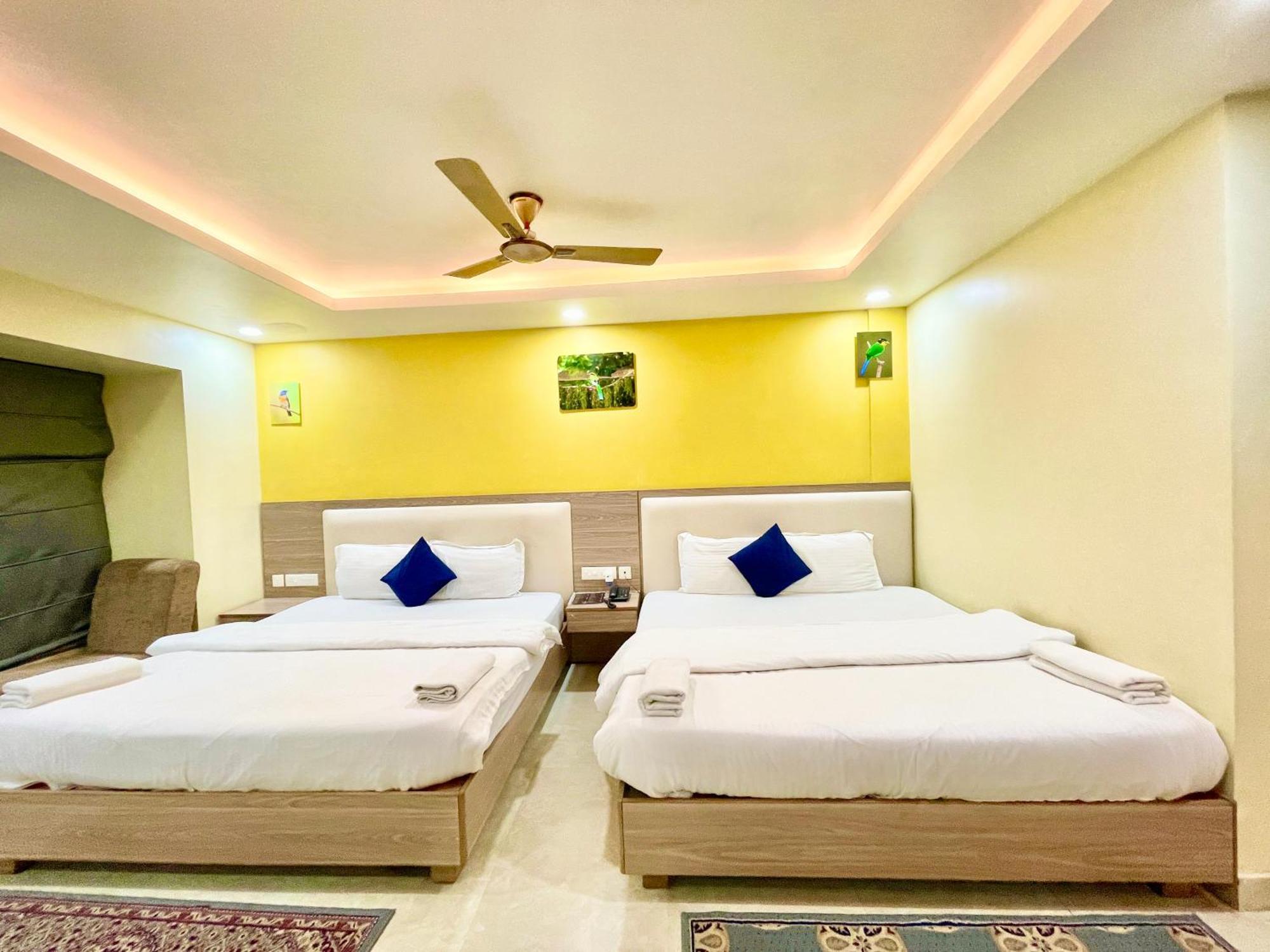 Hotel Rb International ! Puri Near-Sea-Beach-And-Temple Fully-Air-Conditioned-Hotel With-Lift-And-Card Payment Accepted-Parking-Facility, Best Hotel In Puri Bagian luar foto