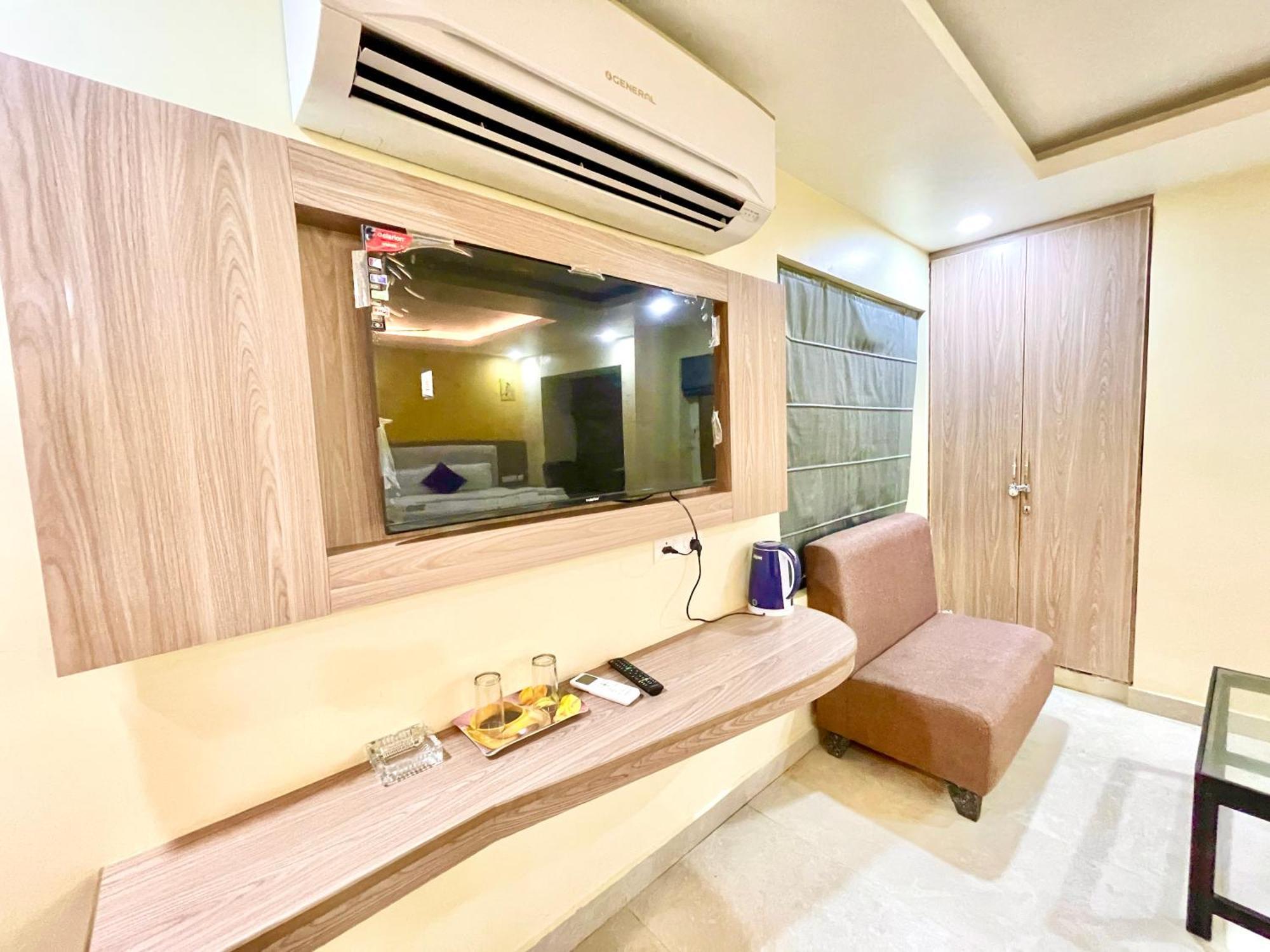 Hotel Rb International ! Puri Near-Sea-Beach-And-Temple Fully-Air-Conditioned-Hotel With-Lift-And-Card Payment Accepted-Parking-Facility, Best Hotel In Puri Bagian luar foto